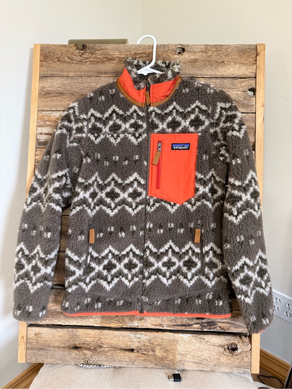 Patagonia Women’s Brown and Orange Patterned Sherpa Fleece Jacket